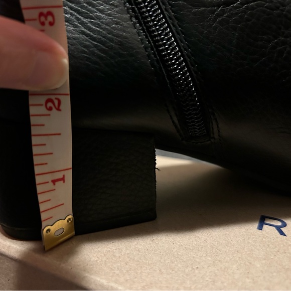 ❌ Gentle Souls by Kenneth Cole Ella bootie - Picture 9 of 10